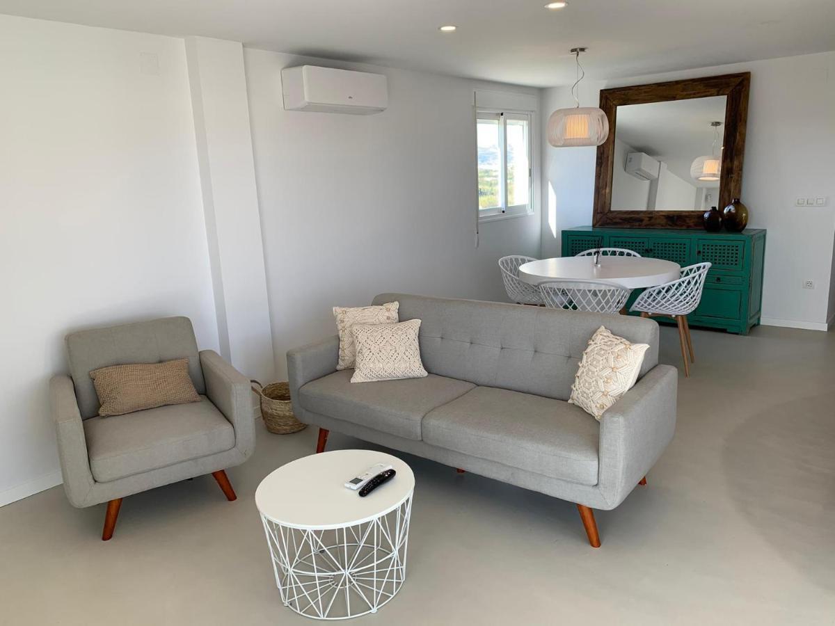 Beautiful Apartment With Pool Near The Beach Олива Екстериор снимка