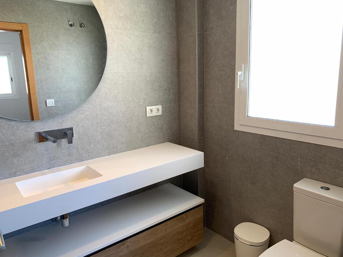 Beautiful Apartment With Pool Near The Beach Олива Екстериор снимка