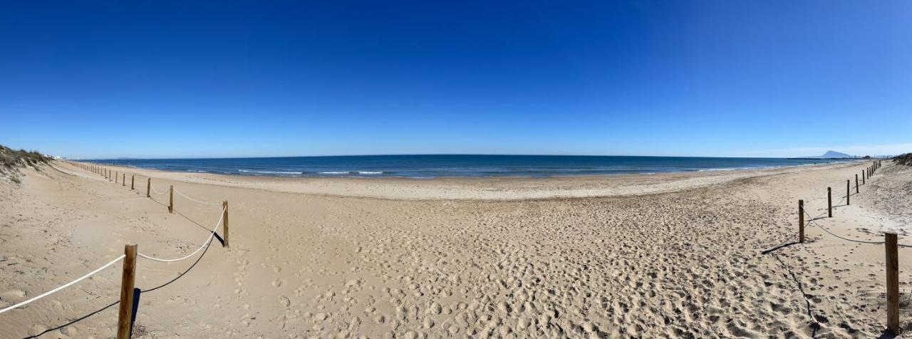 Beautiful Apartment With Pool Near The Beach Олива Екстериор снимка